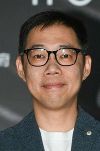 المخرج Tom Lin