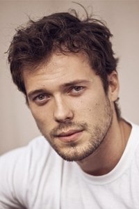 الممثل Tom Wozniczka