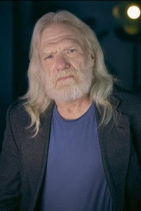 الممثل Tommy Kramer