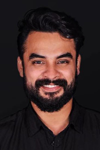 الممثل Tovino Thomas