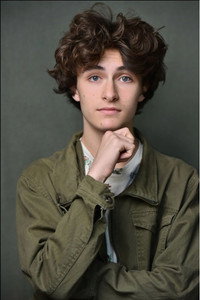 الممثل Tucker Chandler