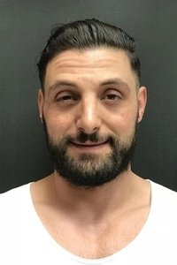 الممثل Tuncay Gunes