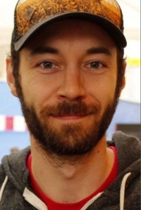 الممثل Tyler Burt