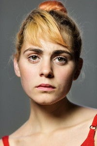 الممثل Vic Carmen Sonne