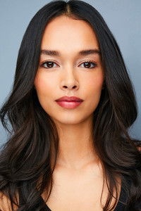 الممثل Vinessa Vidotto