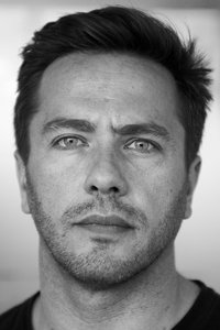 المخرج William Bridges