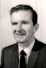 المخرج William Cottrell