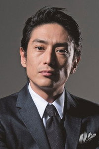 الممثل Yûsuke Iseya