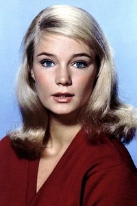 الممثل Yvette Mimieux