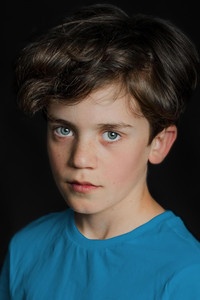 الممثل Zac Wishart