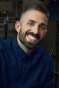 المخرج Zach Parrish