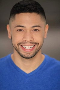 الممثل Zak Douglas