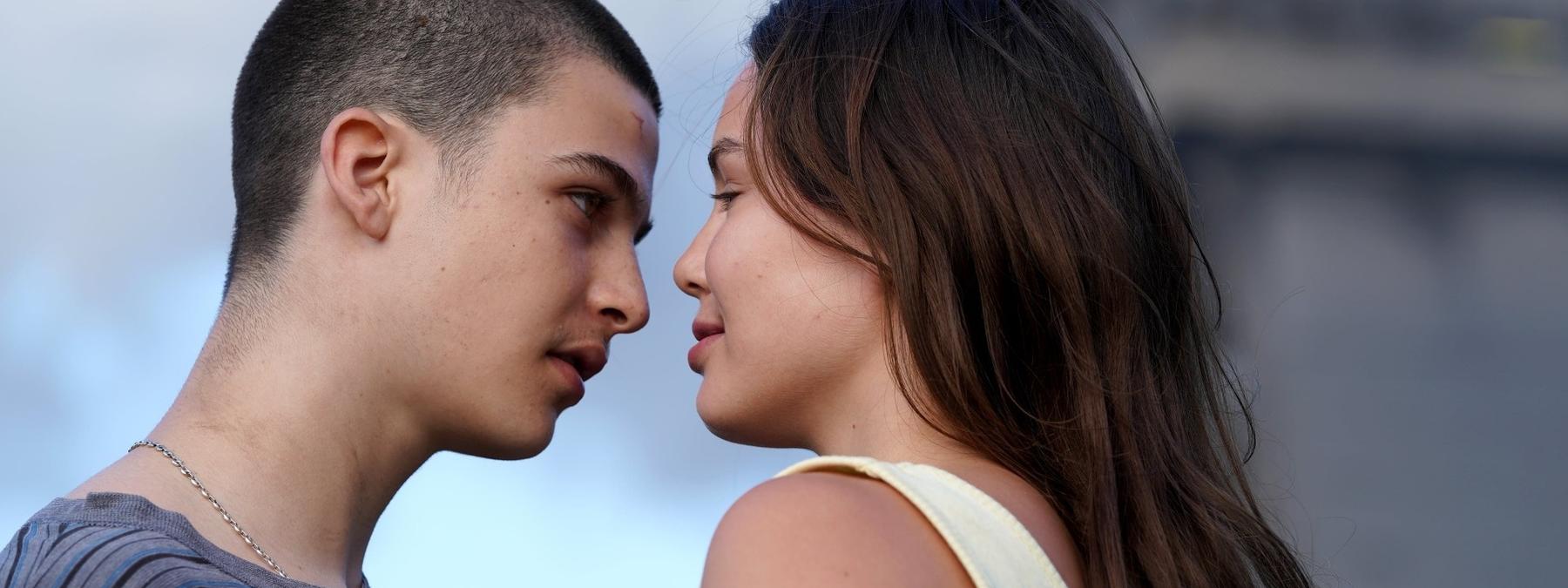 غلاف فيلم Beating Hearts 2024 مترجم