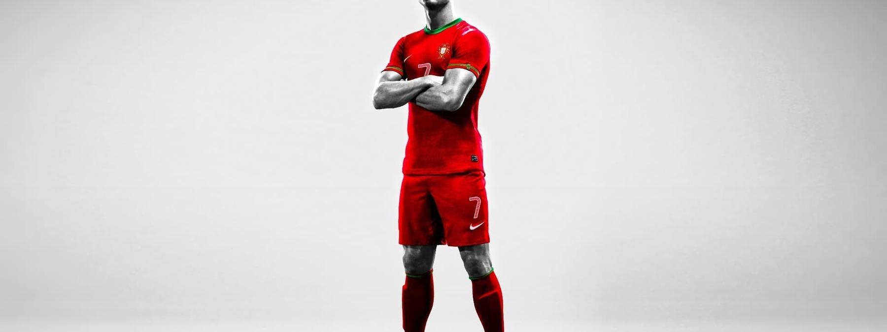 غلاف فيلم Cristiano Ronaldo World at His Feet 2014 مترجم