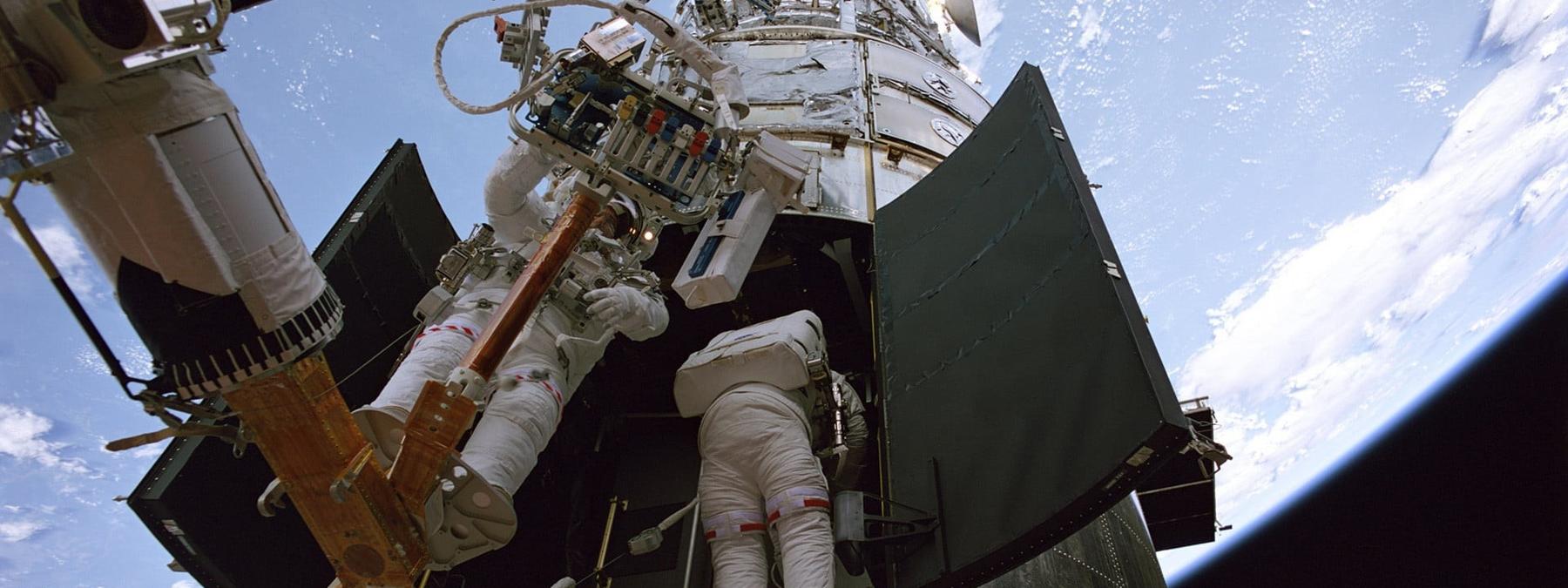 غلاف فيلم IMAX Hubble 2010 مترجم