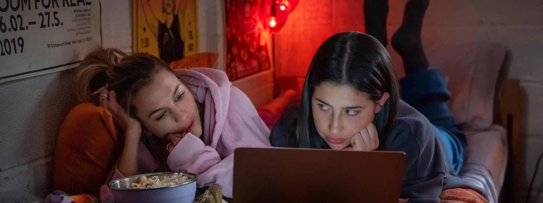 غلاف فيلم Roommates 2026 مترجم