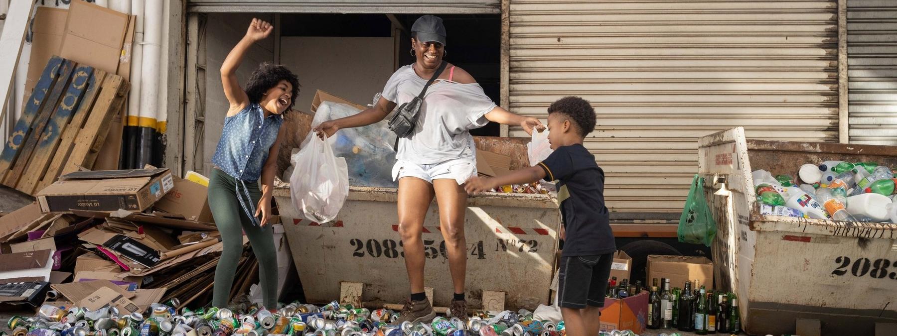 غلاف فيلم The Best Mother in the World 2025 مترجم